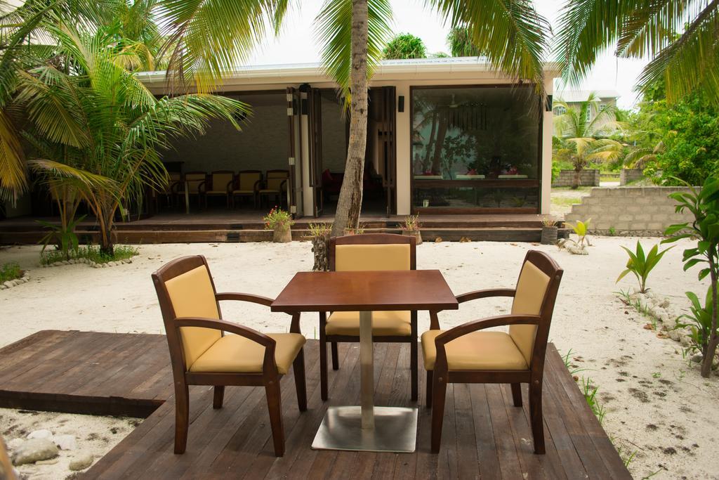 Lvis Blancura Hotel Dharavandhoo Extérieur photo
