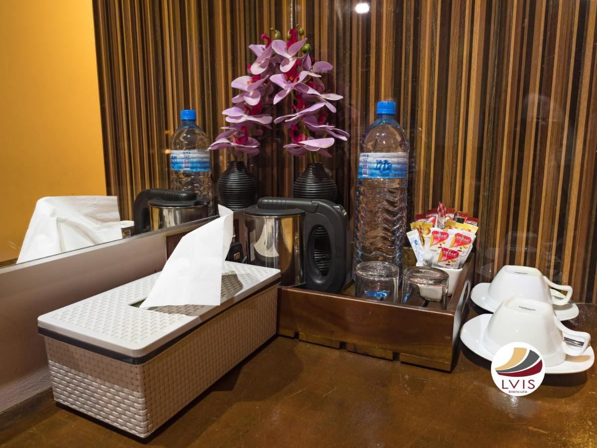 Lvis Blancura Hotel Dharavandhoo Extérieur photo