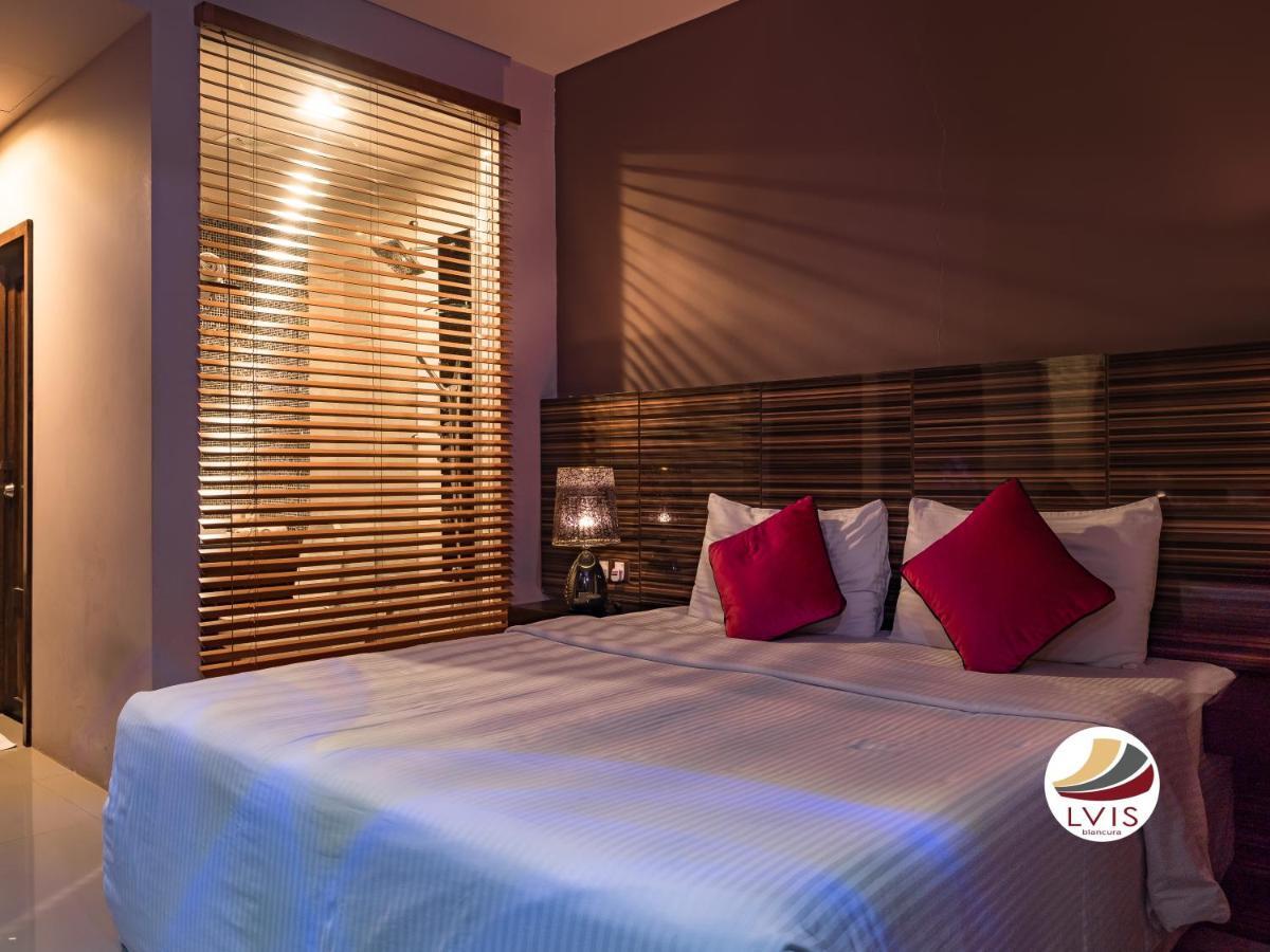 Lvis Blancura Hotel Dharavandhoo Extérieur photo
